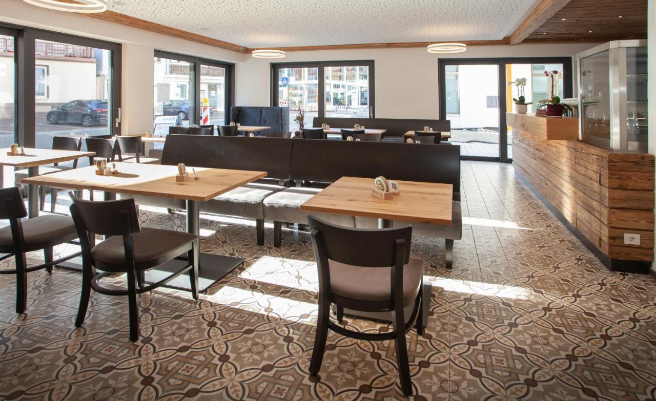 Rose Bistro & Gaestezimmer Altensteig Eksteriør bilde